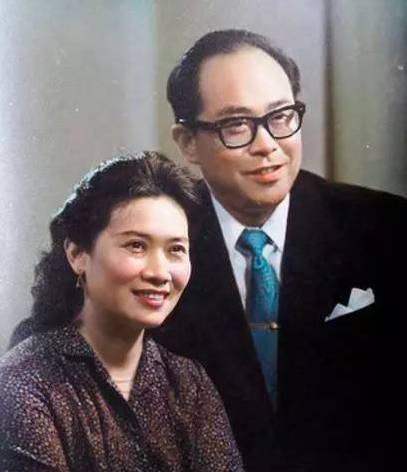 曾名气不输李谷一被称为流行音乐的鼻祖如今为纪念亡夫出专辑！(图11)