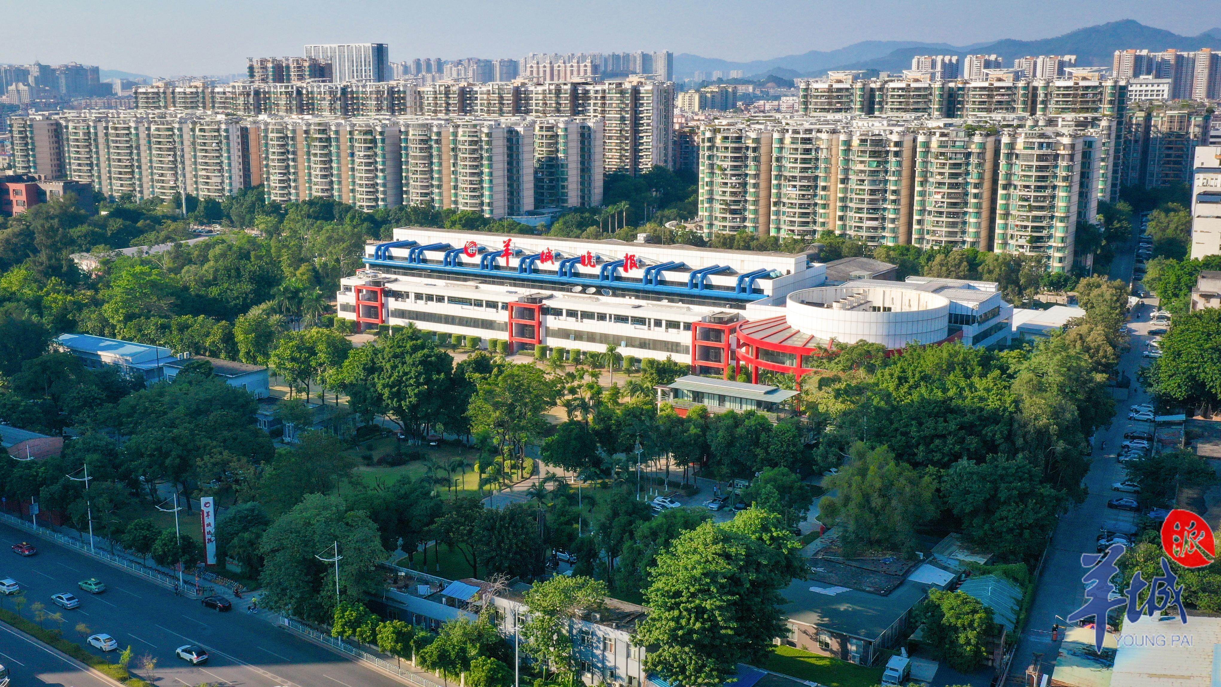 九游娱乐：“我希望许过的愿望一路生花……”这首歌的原唱来广州天河“搞事情”了(图2)