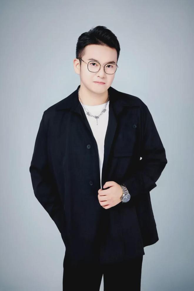 喜报丨中国作曲家吴弈霖斩获波士顿国际作曲大赛金奖！(图2)