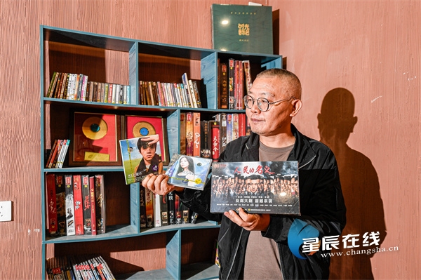 九游app：话东风——漫步东风路① 走过这条老街品味“旧时光”里的“新潮流”(图2)
