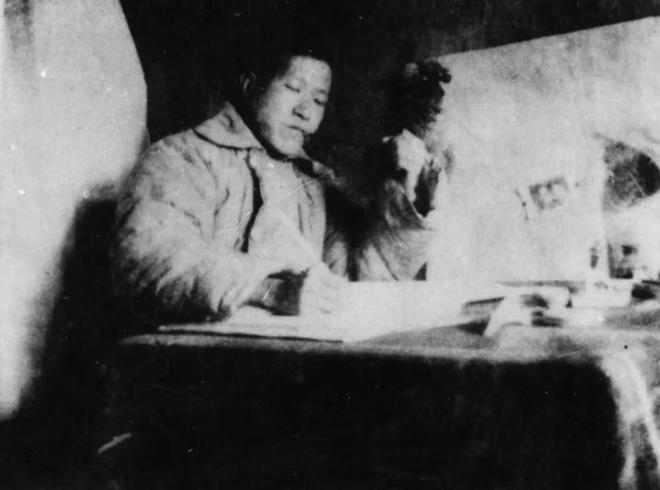 《黄河大合唱》存世手稿首次并列展出 这个展览以艺术铭刻抗战精神(图5)
