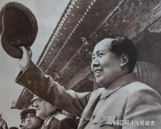 50年毛主席与周世钊重逢聊天中提起贺子珍：她不太喜欢跳舞(图4)